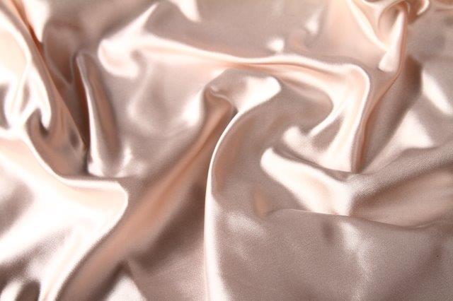 Ref 1343 satin duchesse rose cuisse de nymphe