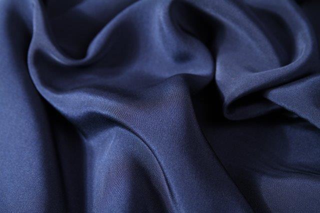 Ref 1367 crepe de soielourd bleu nuit
