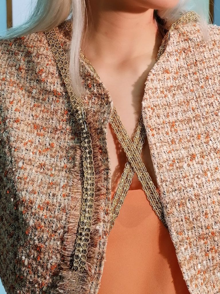 galons tailleur chanel