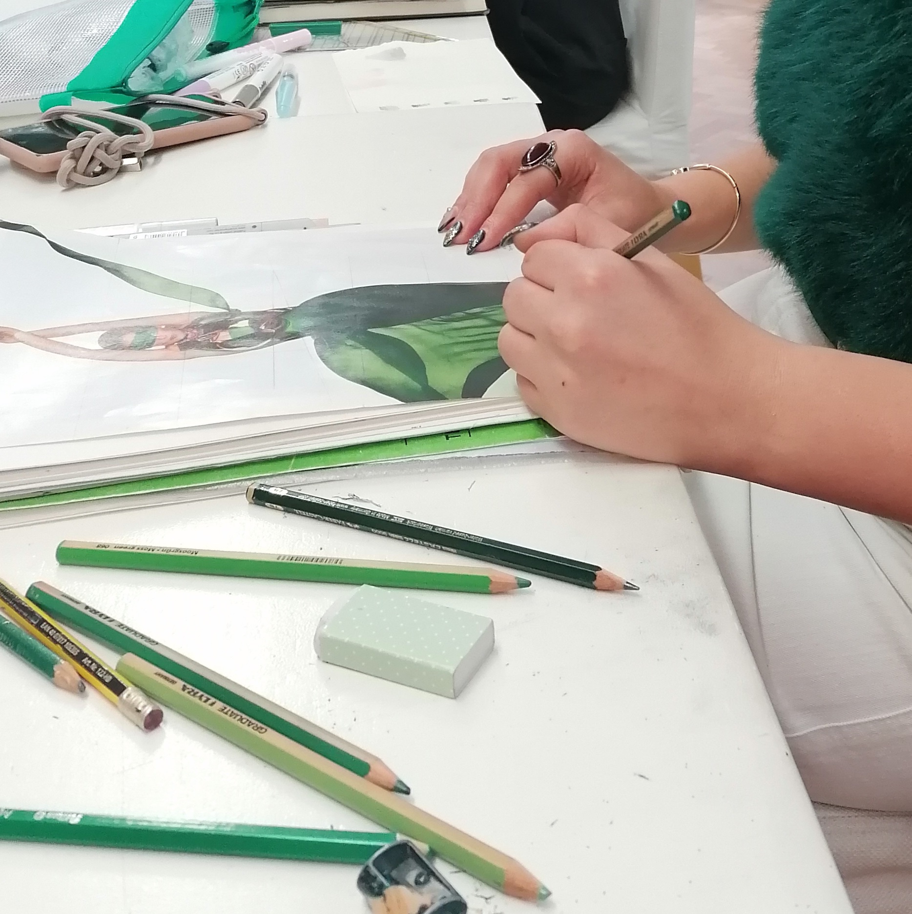 Ds cours de dessin carre