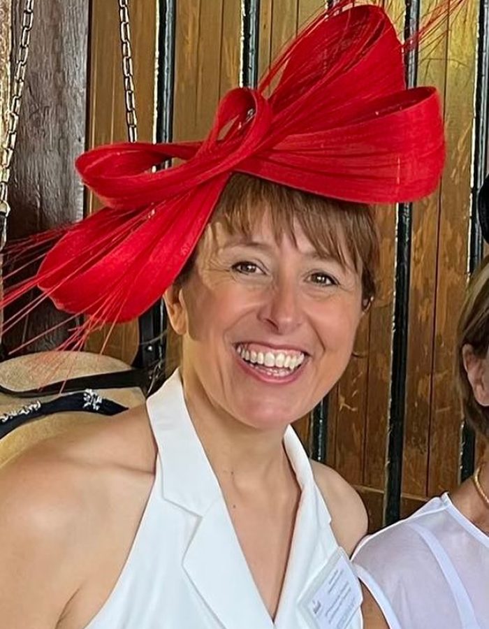Anne v modiste
